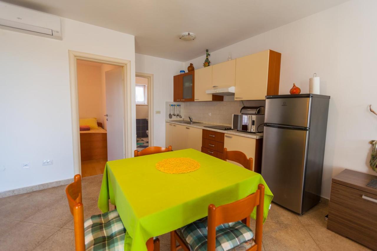 Apartman Mare Lovrečica Zewnętrze zdjęcie