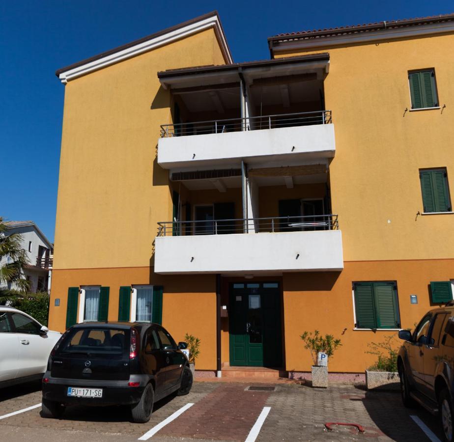 Apartman Mare Lovrečica Zewnętrze zdjęcie